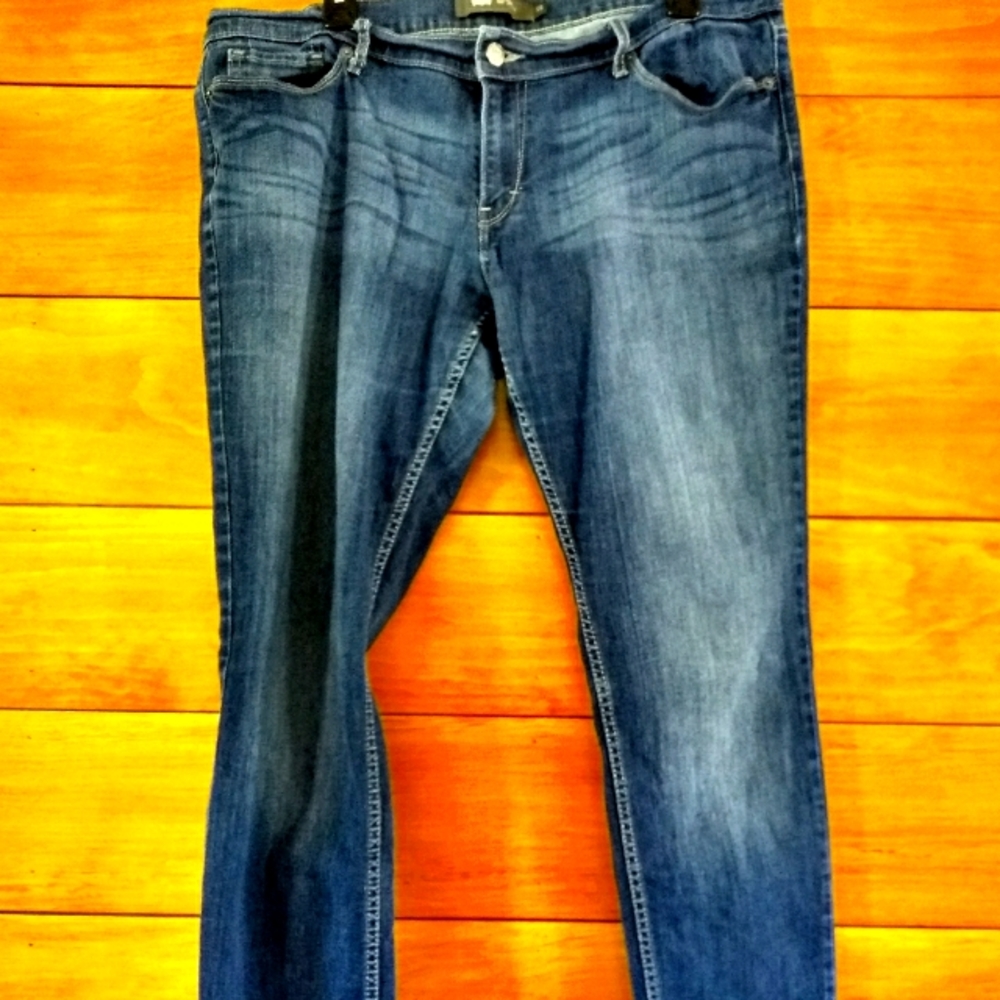Levi's skinny jeans